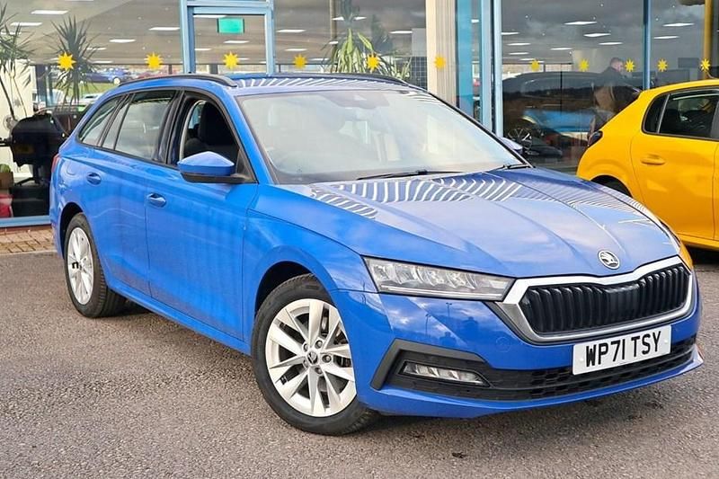 Used Skoda Octavia SE Technology 2022 Blue Estate