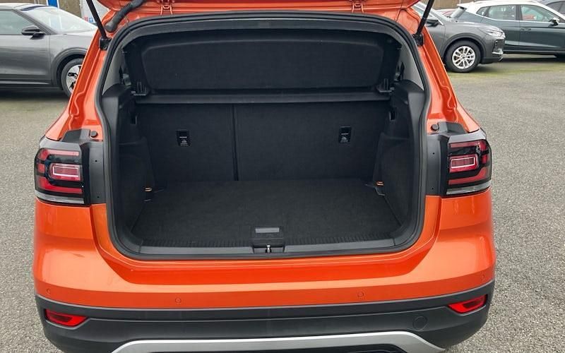 Used VW T-Cross SEL 110 HP (80 kW) 2022 Orange SUV