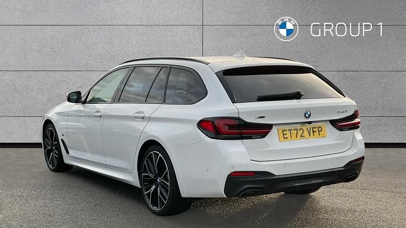 Used BMW 540 M Sport 333 HP (244 kW) 2023 White Estate