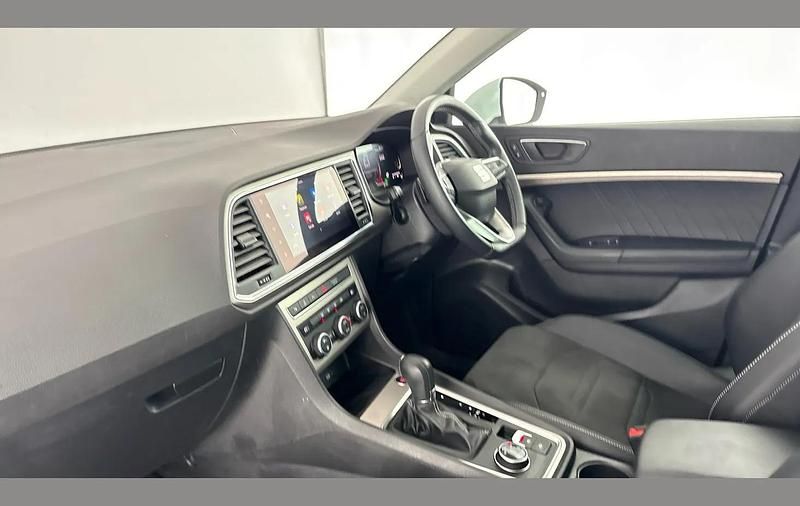 Used Seat Ateca Xperience 147 HP (108 kW) 2024 White SUV
