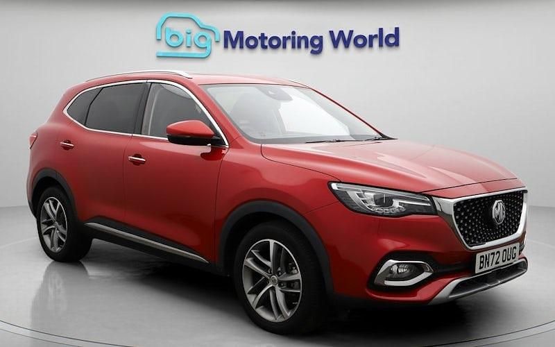 Red Used 2022 MG HS Exclusive SUV | £15,600 (Good price) - Image 1/4