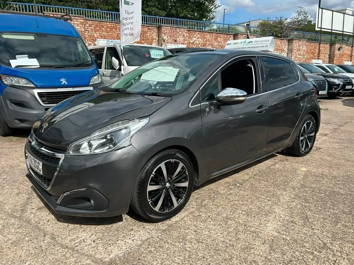 Used Peugeot 208 Allure Premium 2018 Grey Hatchback