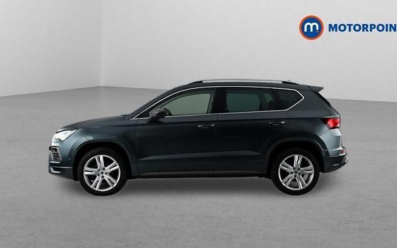 Usado Seat Ateca FR 150 HP (110 kW) 2025 SUV