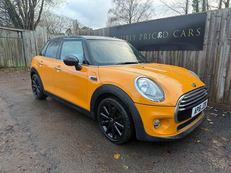 Orange Used 2016 Mini Cooper Hatch Hatchback | £5,489 (Super price) - Image 1/4