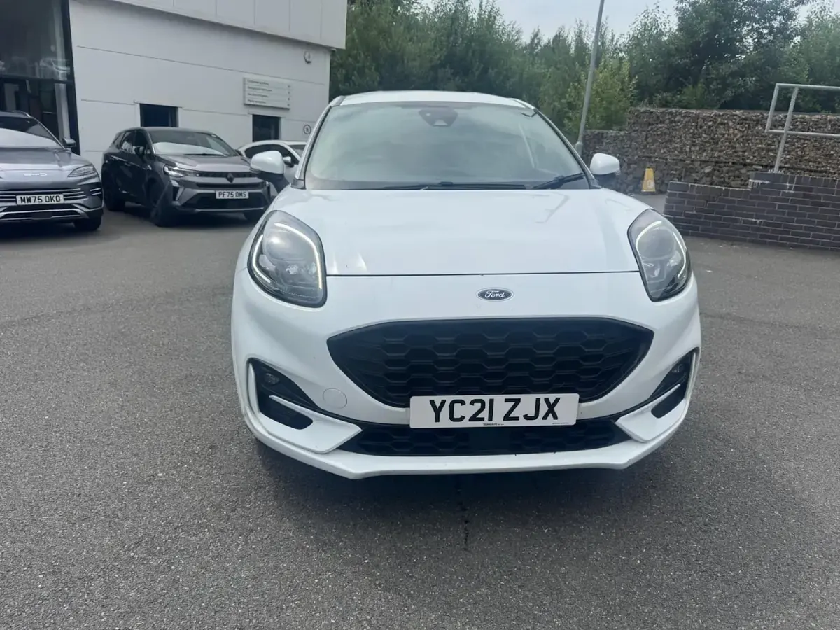 Used Ford Puma ST-Line X 125 HP (91 kW) 2021 White SUV