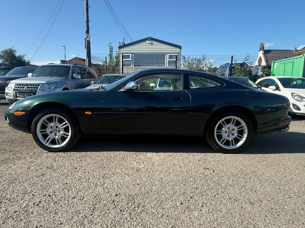 Used Jaguar XK8 2000 Green Sedan