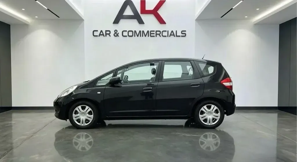 Used Honda Jazz S 90 HP (66 kW) 2012 Black Hatchback