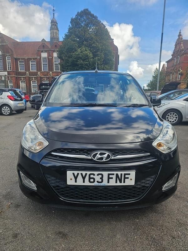 Black Used 2013 Hyundai i10 Active Hatchback | £2,499 (Fair price) - Image 1/4