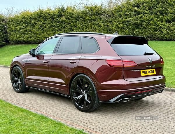 Used VW Touareg Black Edition 286 HP (210 kW) 2022 Red SUV