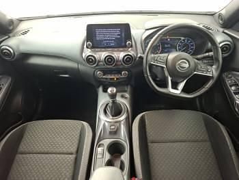 Used Nissan Juke N-Connecta 114 HP (83 kW) 2021 White SUV