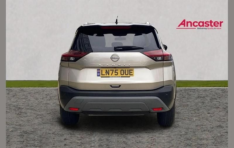 New Nissan X-Trail N-Connecta 161 HP (118 kW) 2025 Silver SUV