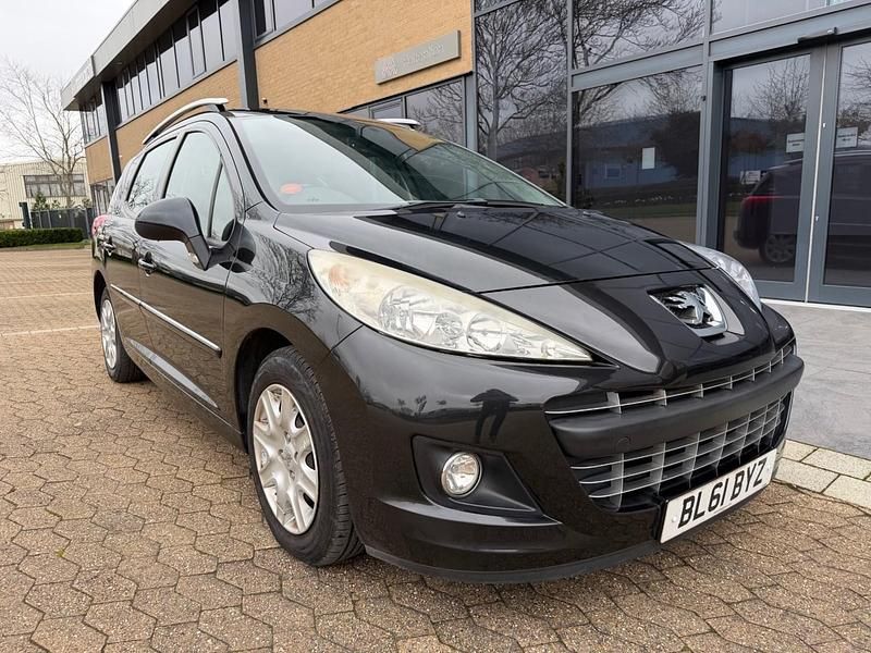 Used Peugeot 207 Active 92 HP (67 kW) 2012 Black Estate