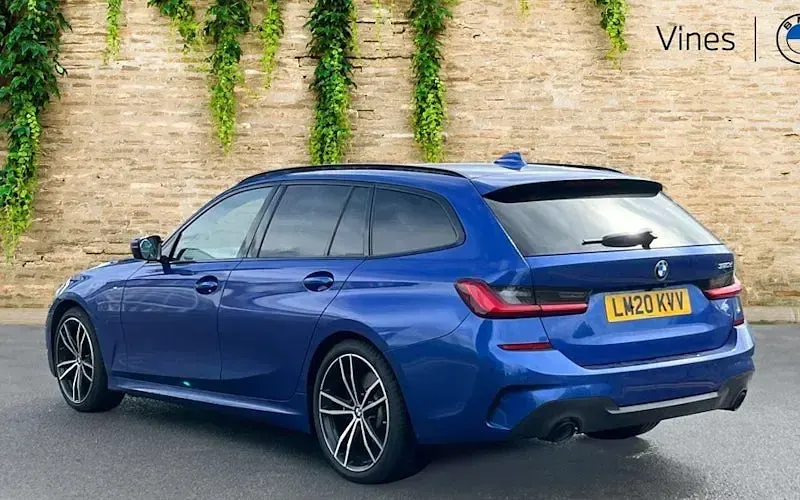 Used BMW 320 M Sport 190 HP (139 kW) 2019 Blue Estate