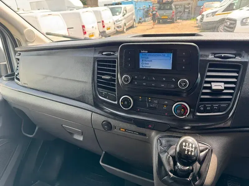 Used Ford Transit 130 HP (95 kW) 2023 White Van