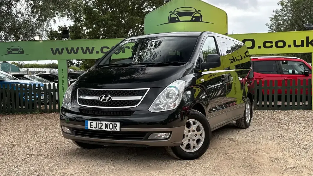 Used Hyundai I800 Style 136 HP (100 kW) 2012 Black MPV