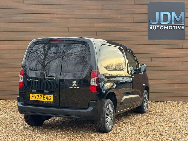 Used Peugeot Partner Premium 2022 Black MPV