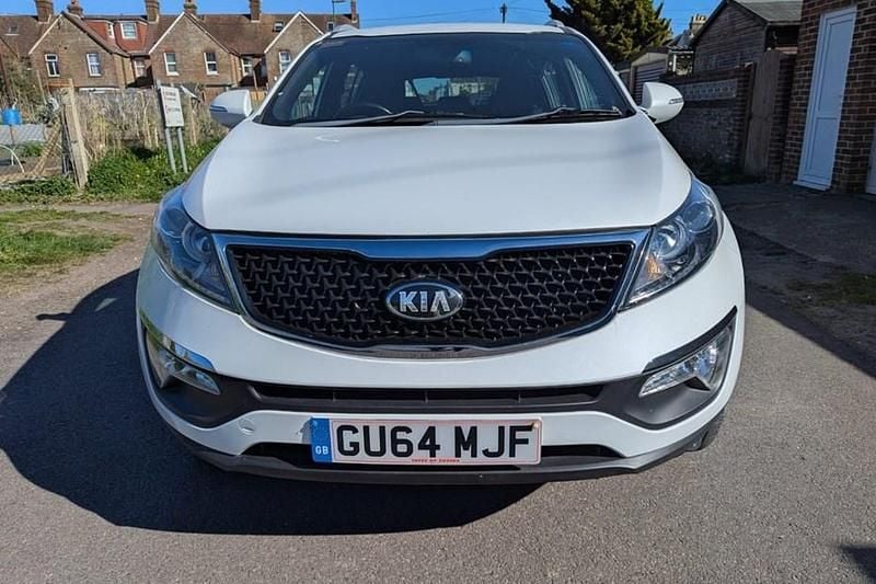 White Used 2014 Kia Sportage 2 SUV | £4,700 (Fair price) - Image 1/4