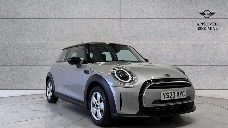 Used Mini Cooper Classic 134 HP (98 kW) 2023 Silver Hatchback