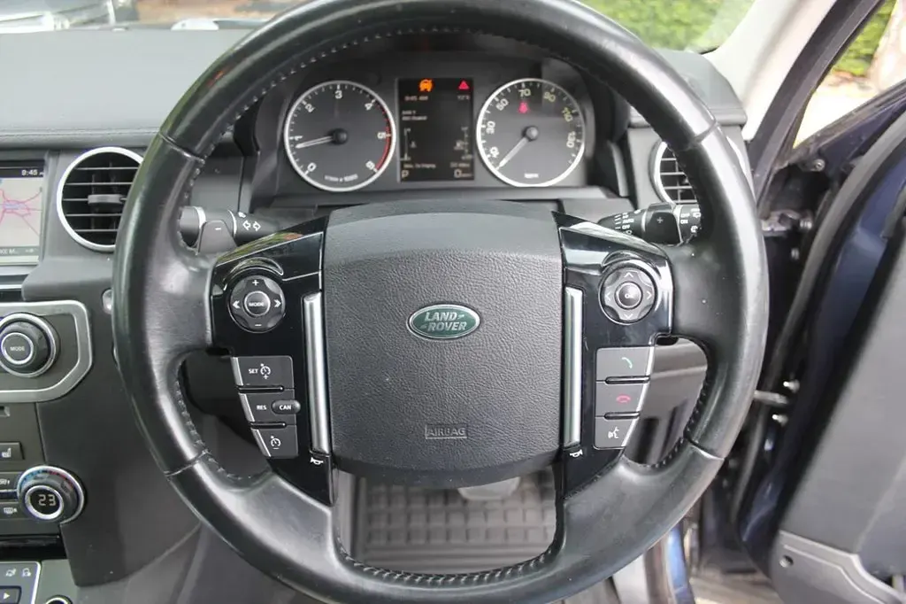 Używany Land Rover Discovery 4 HSE 2014 Niebieski SUV