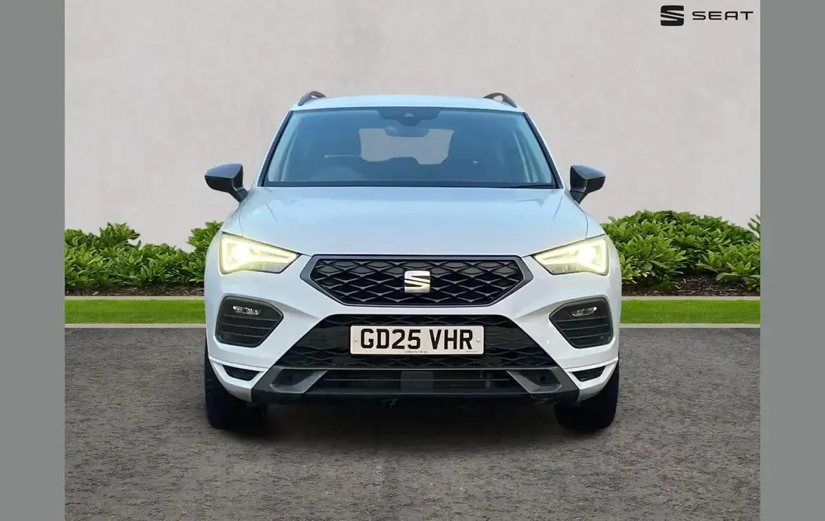 Used Seat Ateca FR Sport 148 HP (108 kW) 2025 White SUV