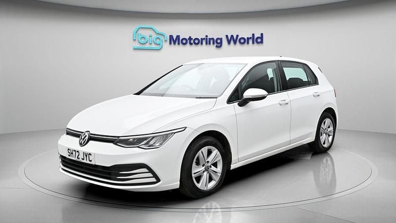 Used VW Golf VIII S 131 HP (96 kW) 2023 White Hatchback