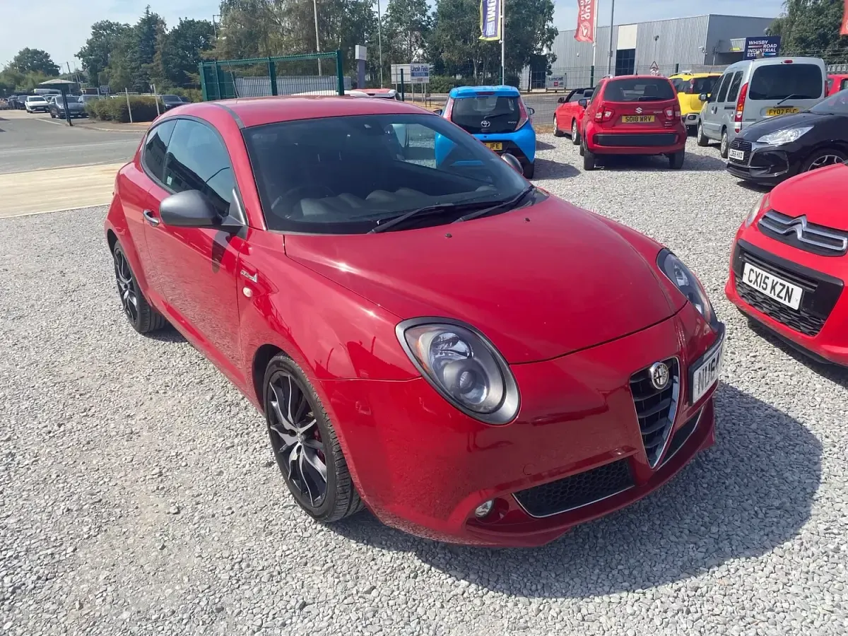 Used Alfa Romeo MiTo Quadrifoglio Verde 140 HP (102 kW) 2014 Red Hatchback