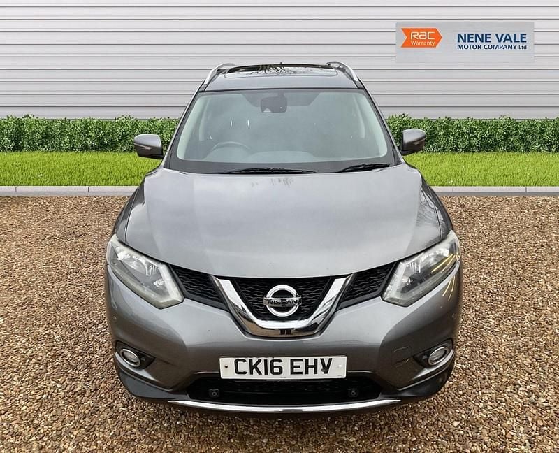 Used Nissan X-Trail Tekna 130 HP (95 kW) 2016 Grey SUV