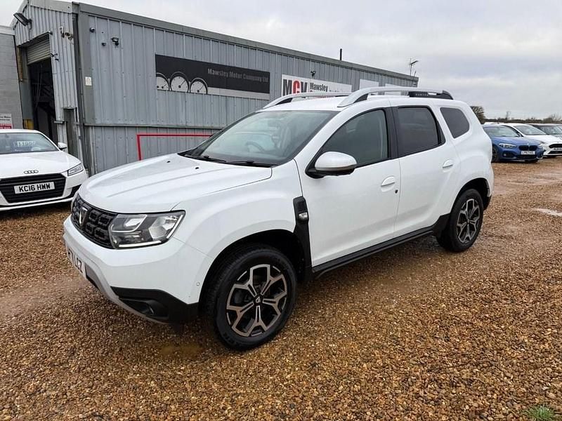 Used Dacia Duster Prestige 100 HP (73 kW) 2021 White Hatchback