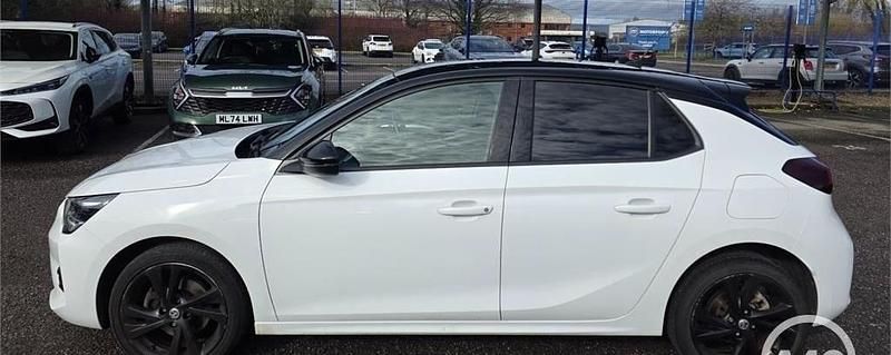 Used Vauxhall Corsa SRi 100 HP (73 kW) 2020 Summit white Hatchback
