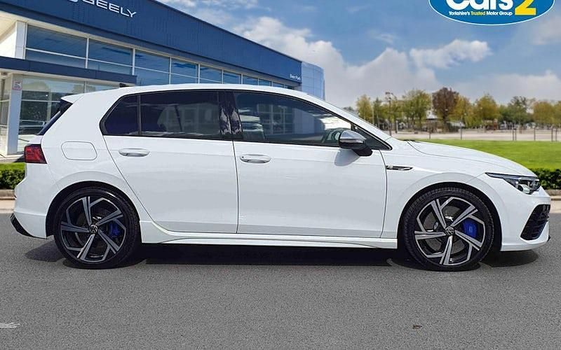 Second-hand VW Golf VIII R 320 CP (235 kW) 2024 Hatchback