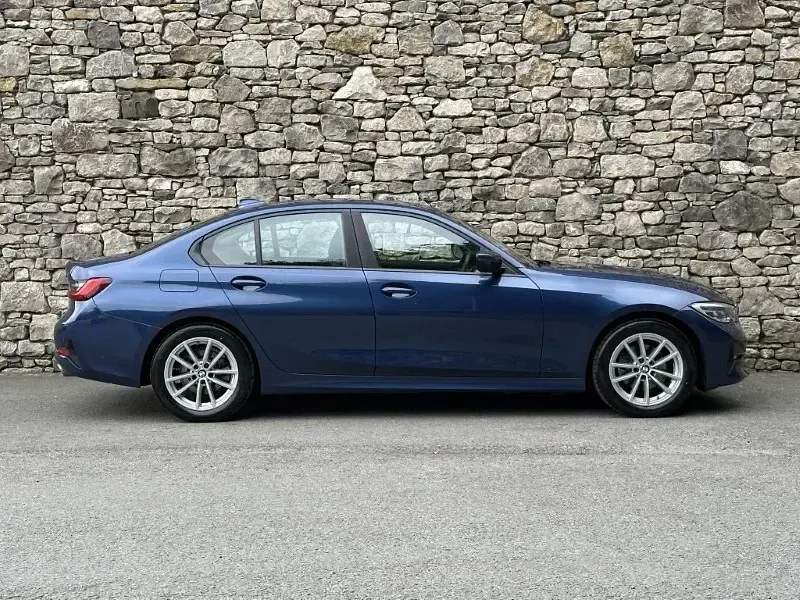 Used BMW 320 Comfort Edition 181 HP (133 kW) 2021 Blue Sedan