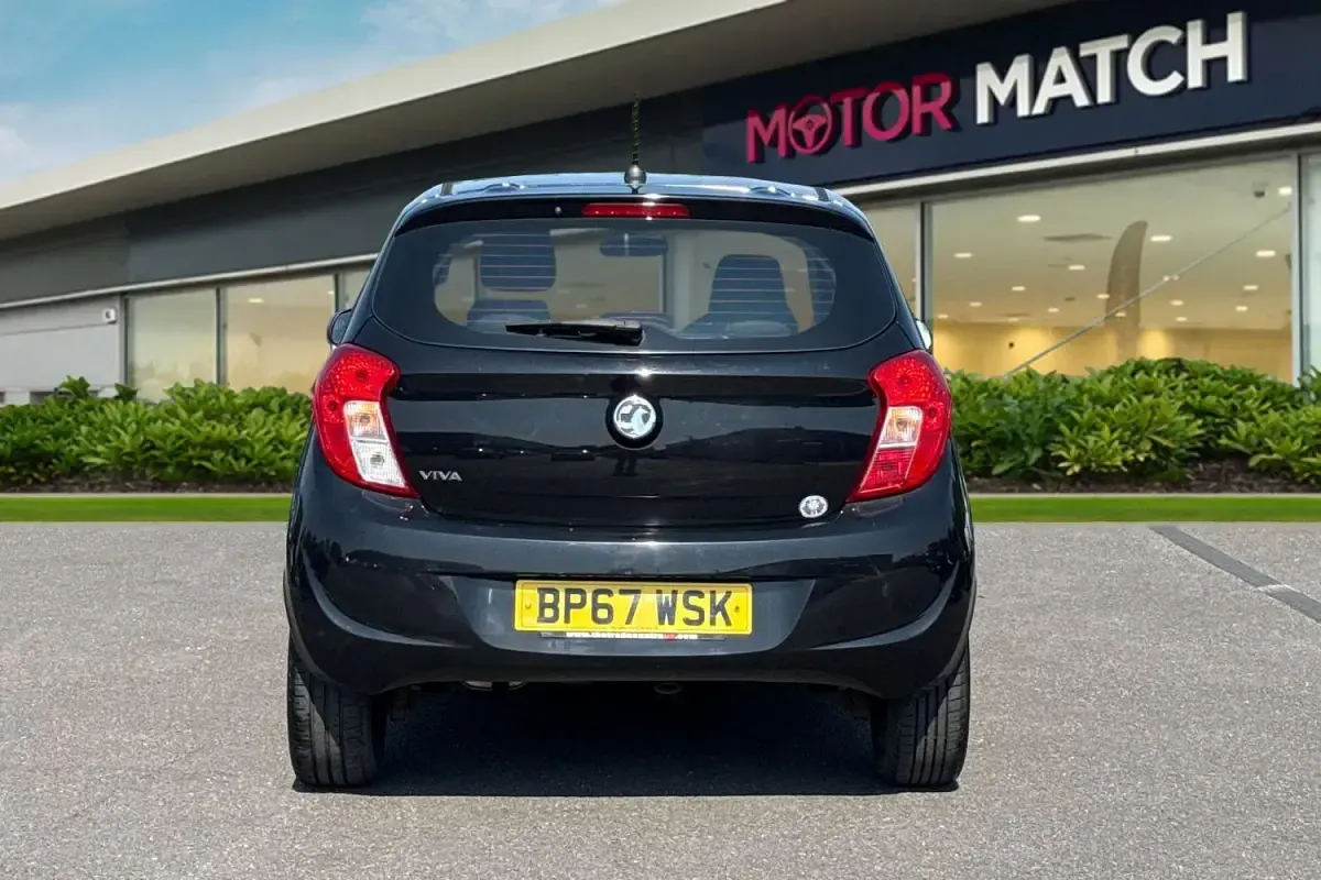 Used Vauxhall Viva 75 HP (55 kW) 2018 Black Hatchback