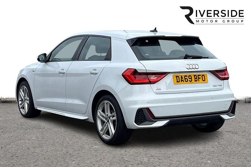 Used Audi A1 Sportback S-Line 150 HP (110 kW) 2019 White Hatchback