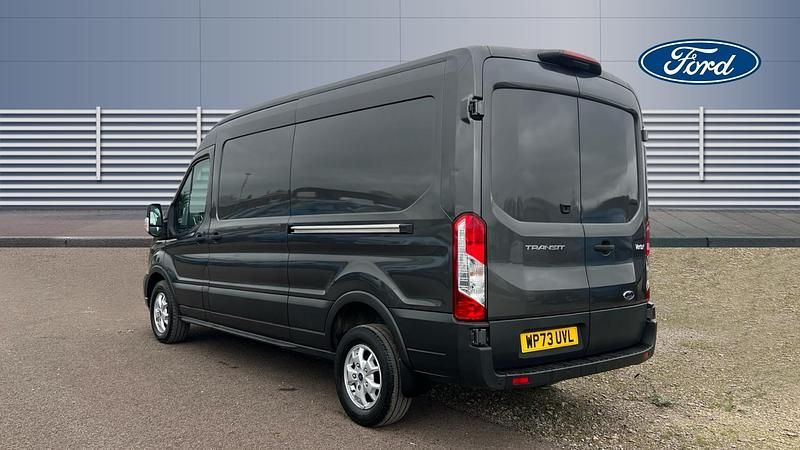 Begagnad Ford Transit Limited 170 HK (125 kW) 2023 Van