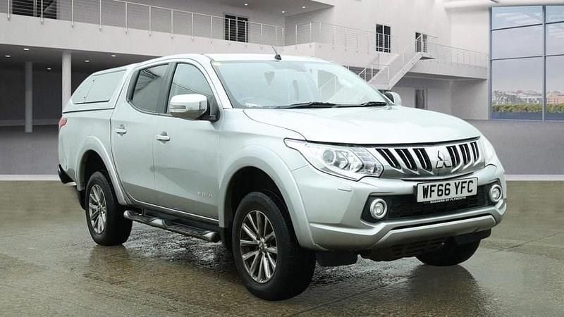 Used Mitsubishi L200 Warrior 2016 Silver Pickup
