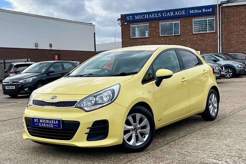 Yellow Used 2015 Kia Rio Hatchback | £6,995 (A bit pricey) - Image 1/1