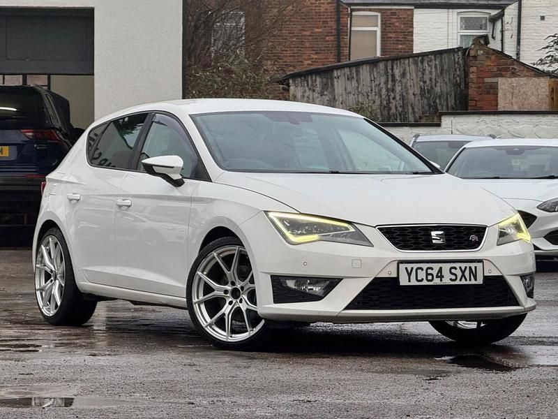 Used Seat Leon FR 184 HP (135 kW) 2014 White Hatchback