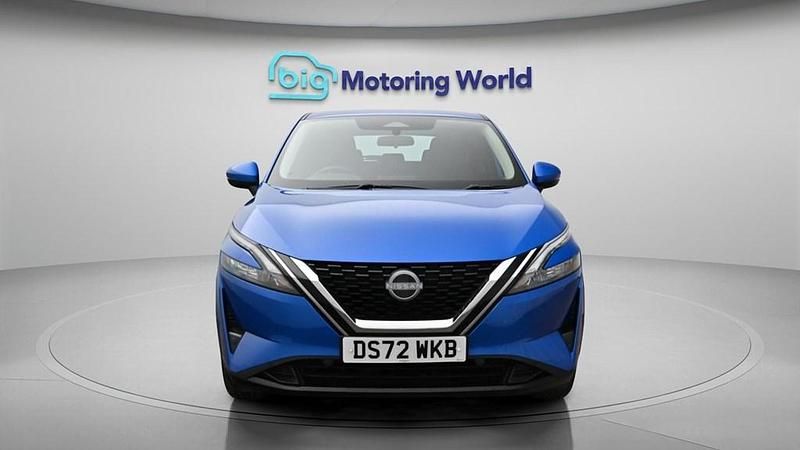 Used Nissan Qashqai Acenta Premium 140 HP (102 kW) 2022 Blue SUV