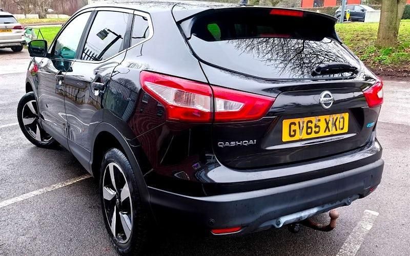 Used Nissan Qashqai N-TEC 110 HP (80 kW) 2015 Black SUV