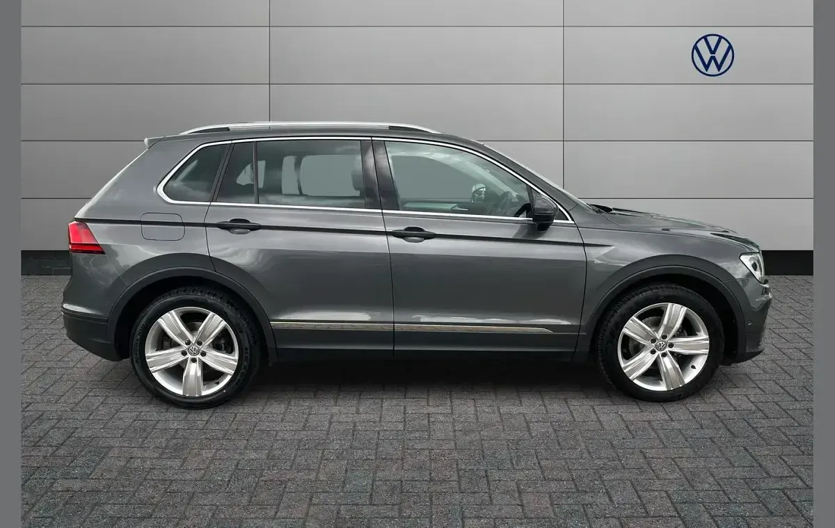 Used VW Tiguan Match 150 HP (110 kW) 2020 Grey SUV