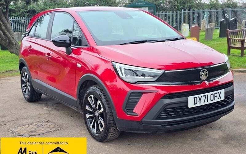 Red Used 2022 Vauxhall Crossland Design Edition SUV | £9,488 (Fair price) - Image 1/4