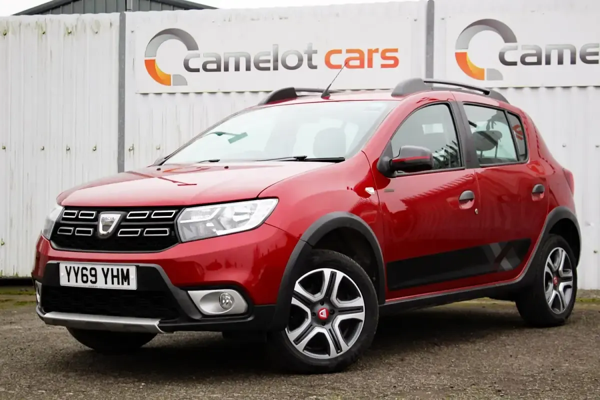 Used Dacia Sandero Stepway 90 HP (66 kW) 2020 Red Hatchback