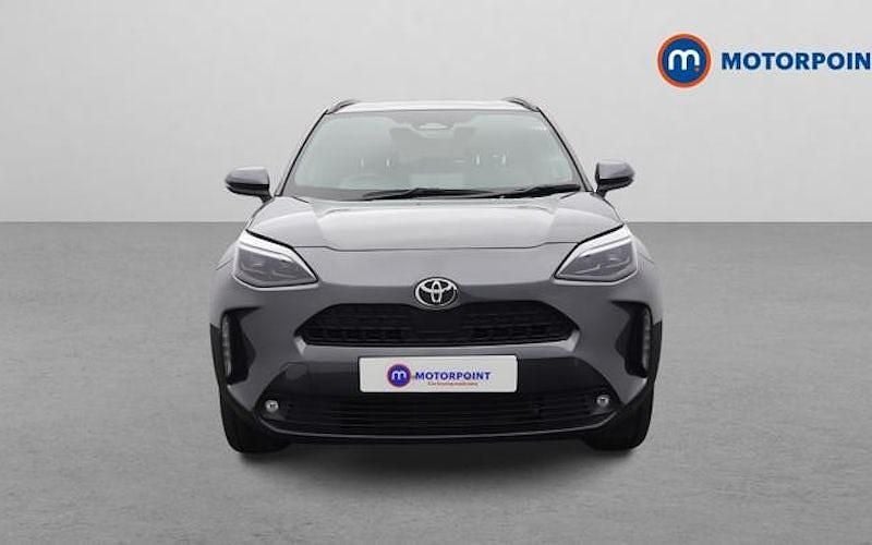 Used Toyota Yaris Hybrid Design 116 HP (85 kW) 2026 Estate