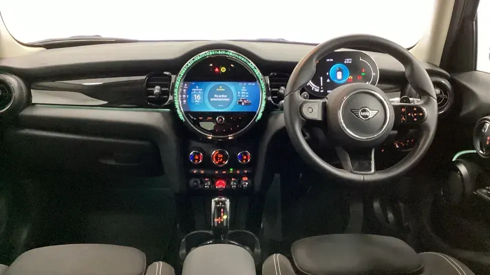 Used Mini Cooper S Classic 176 HP (129 kW) 2023 Green Hatchback