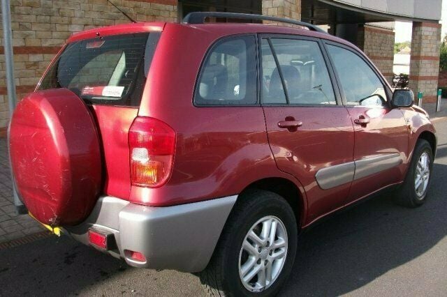 Used Toyota RAV4 147 HP (108 kW) 2002 SUV