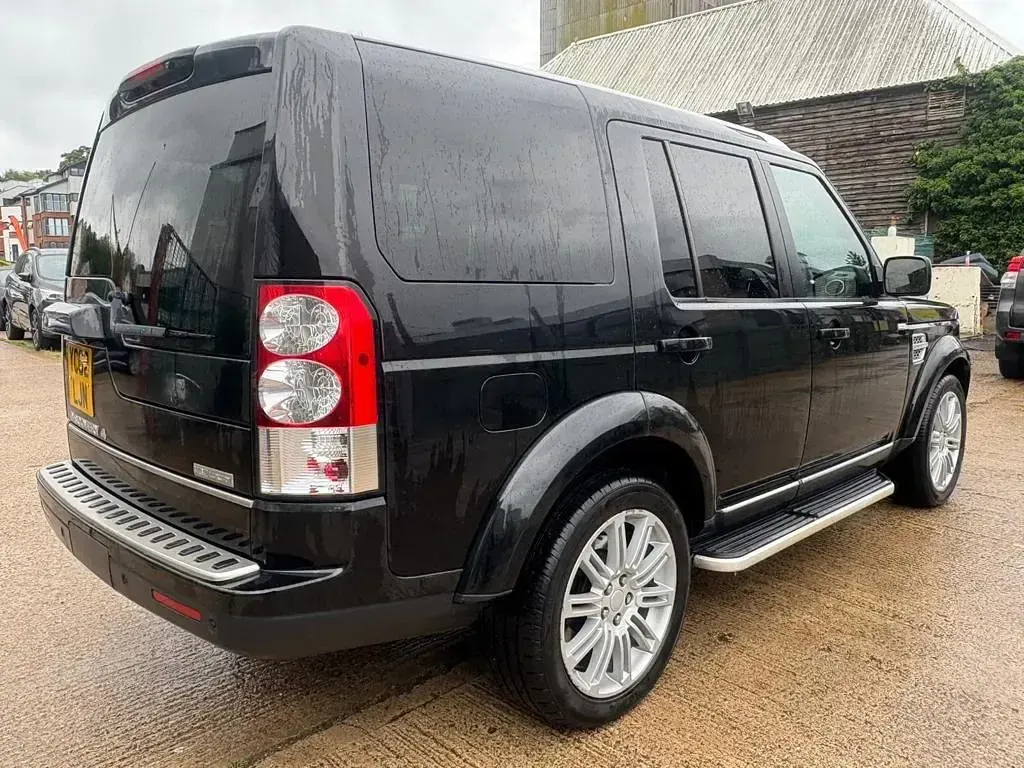 Used Land Rover Discovery 4 HSE Luxury 255 HP (187 kW) 2012 Black SUV