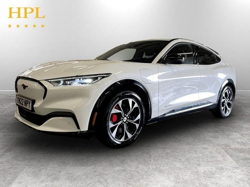 Used Ford Mustang Standard Range 269 HP (197 kW) 2022 White SUV