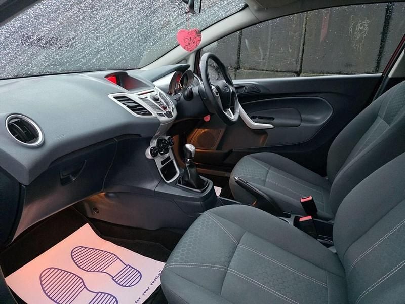 Used Ford Fiesta Zetec 2011 Red Hatchback