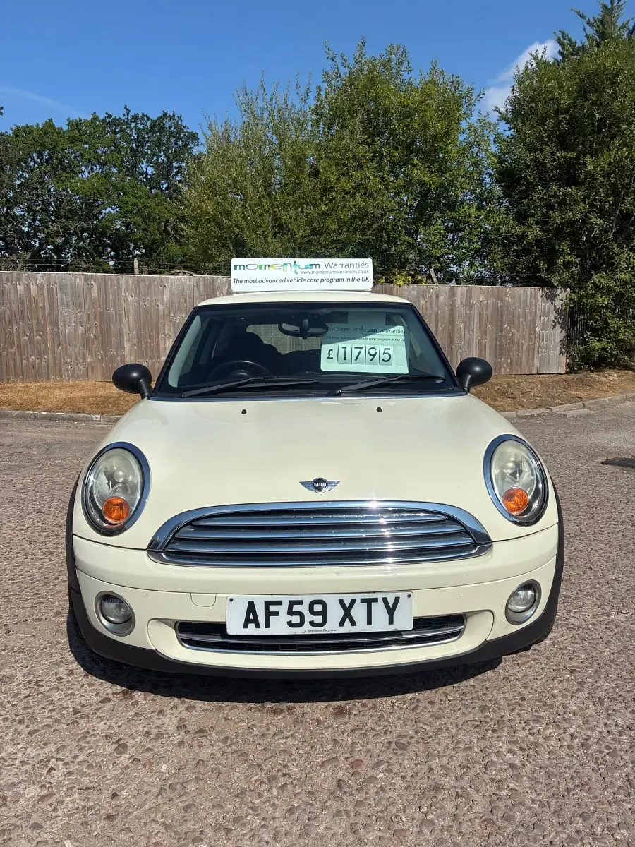 Used Mini ONE Hatch 95 HP (69 kW) 2009 White Hatchback
