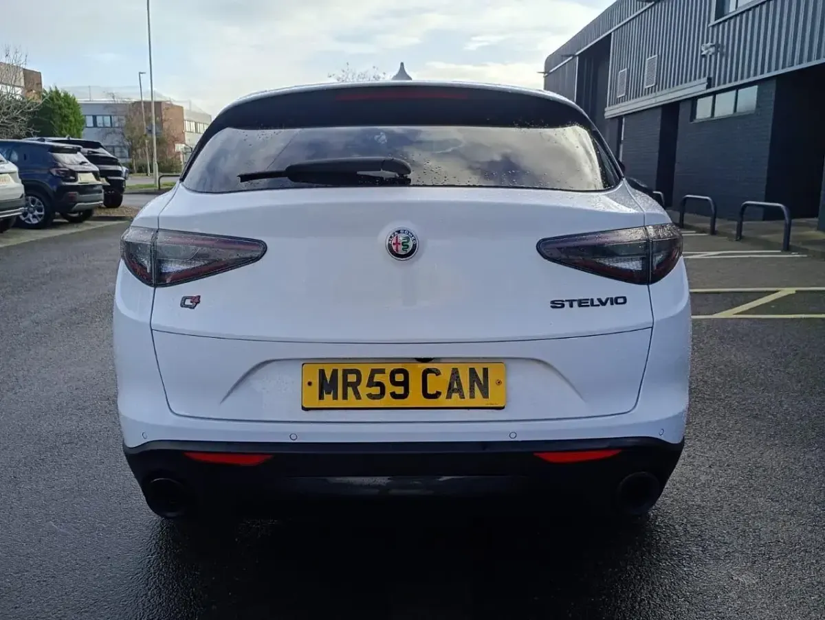 Used Alfa Romeo Stelvio Ti 280 HP (205 kW) 2020 White SUV